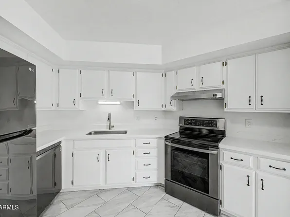 7331 N 44th Avenue, Glendale, AZ 85301