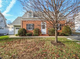 1122 Thirza Pl, Rahway, NJ 07065