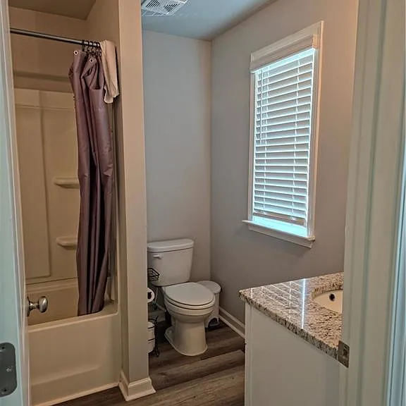 430 Village Creek Dr #B — Photo 21