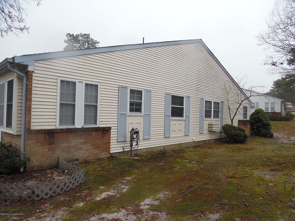 2nd image of 2B Deerfield Dr #Sec-52