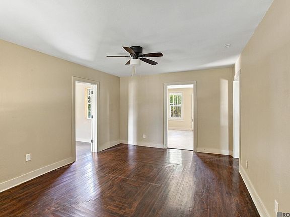 5th image of 4239 Delaware St