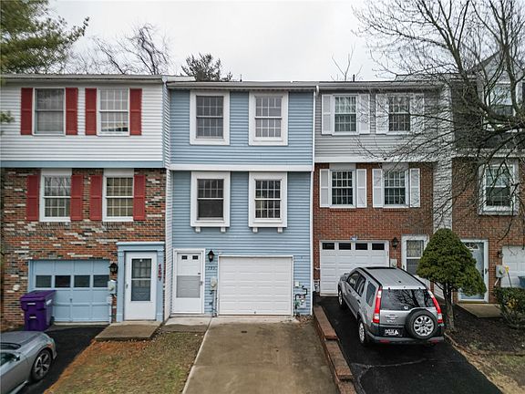 2nd image of 159 Ligonier Ln