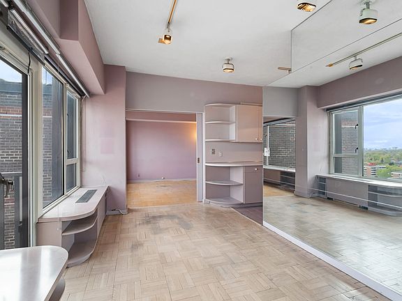 4th image of 166-25 Powells Cove Blvd #21G