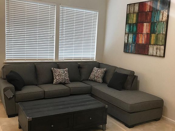 4th image of 555 Gage Ct