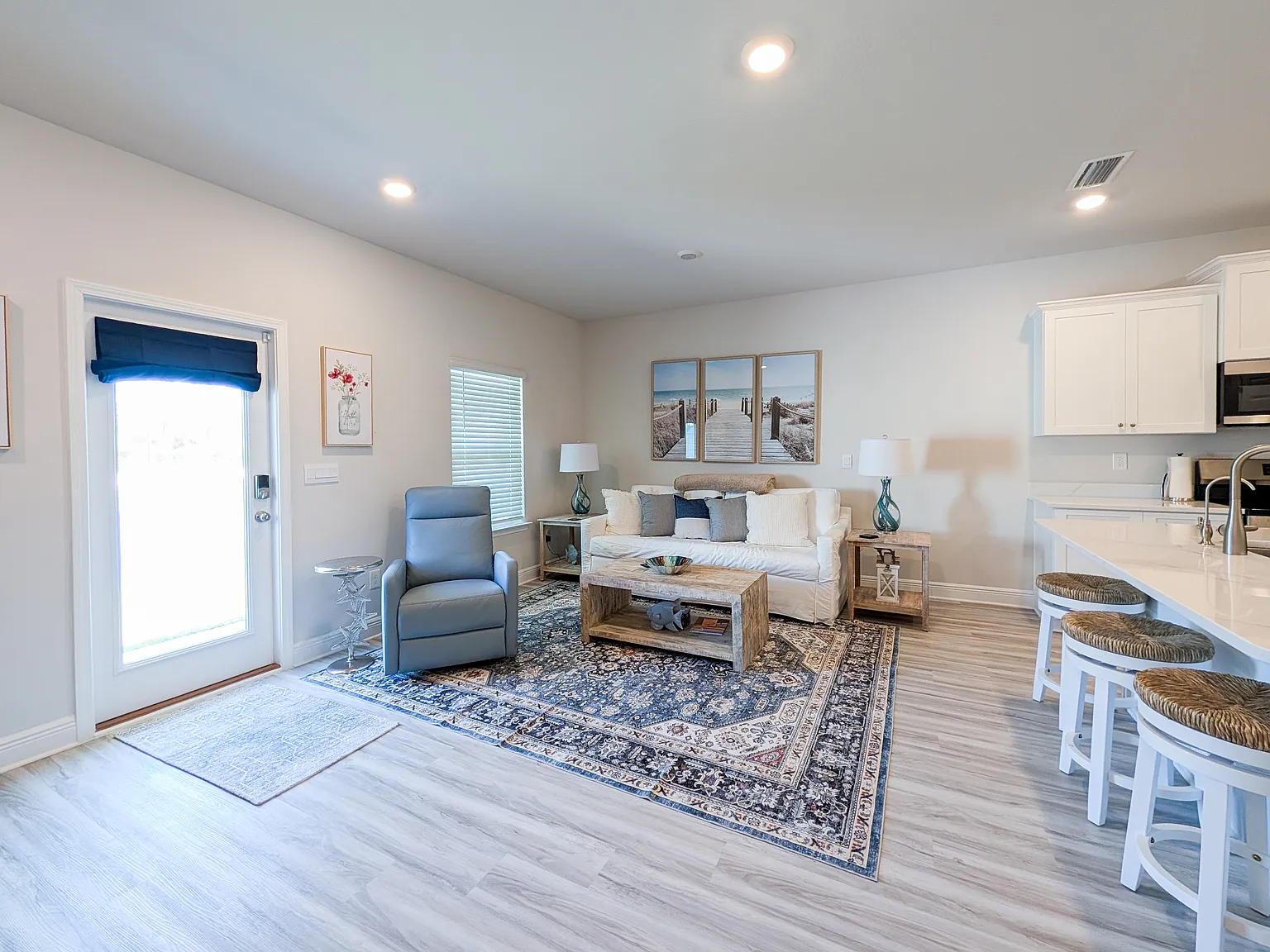 3 bed, $3,500 — Photo 4