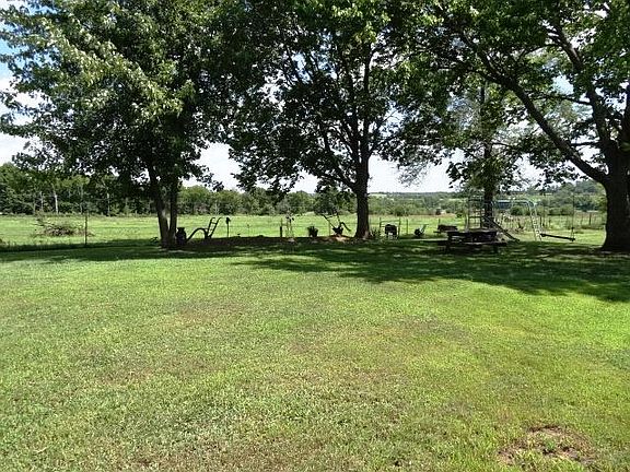 2nd image of 2352 NE County Road 10483