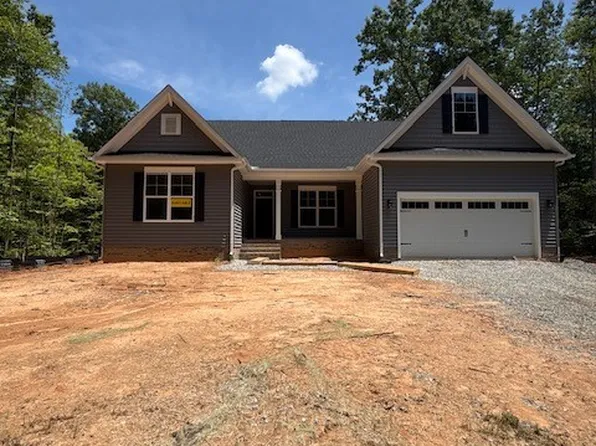 3178 Three Chopt Rd, Gum Spring, VA 23065