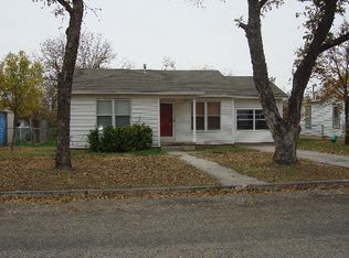1221 E 20th St, San Angelo, TX 76903