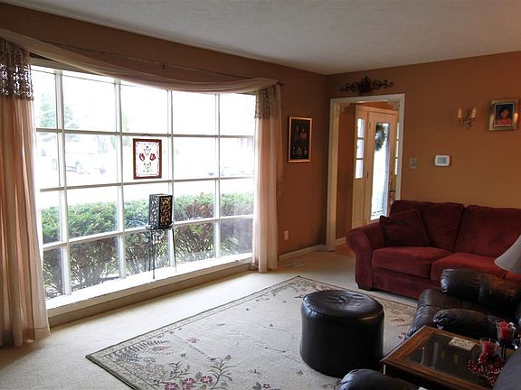 4th image of 7333 Fairview Dr