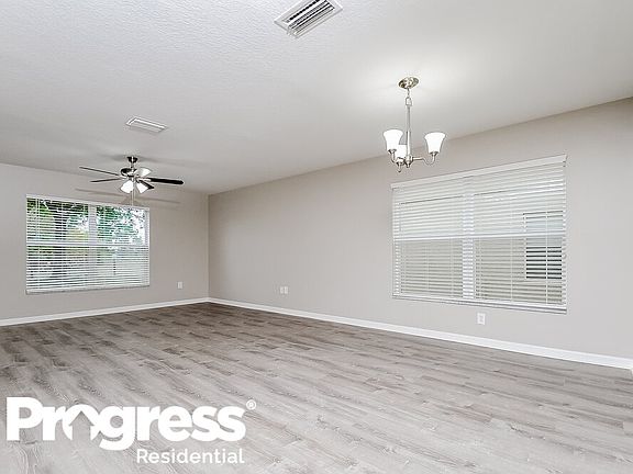 4th image of 7556 Maroon Peak Dr