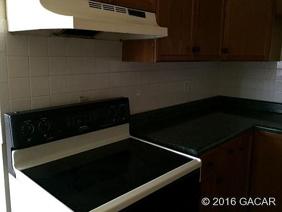 5th image of 1509 SE 12th Pl