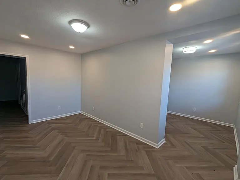 130 Falcon Rd #12 — Photo 14