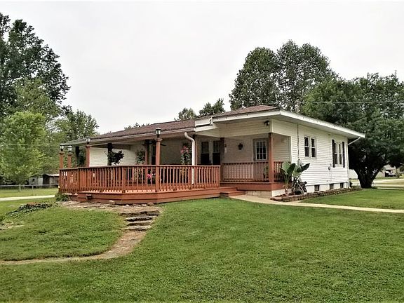 2nd image of 13215 Sunset Dr