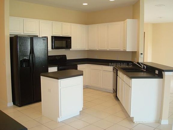 5th image of 2681 Lookout Ln