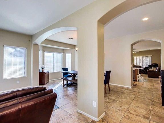 2nd image of 6161 N Placita San Agustin