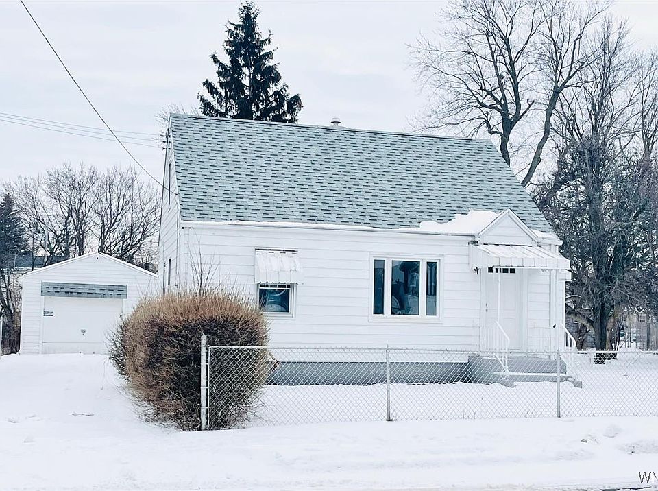 1st image of 107 Koester St