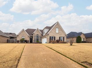 105 Whispering Meadows Dr, Oakland, TN 38060
