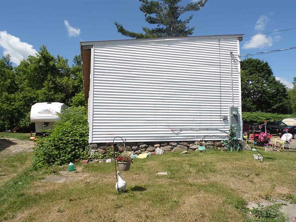 2nd image of 42 Pine St