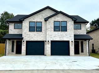 545 S 28th St #A, Nederland, TX 77627