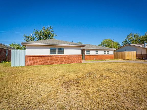 3rd image of 507 La Fonda Dr