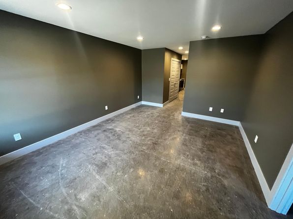 145 Highmark Dr #18