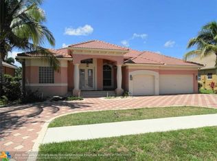 8265 S Lake Forest Dr, Davie, FL 33328
