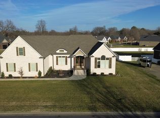 320 Cimarron Way, Paducah, KY 42001