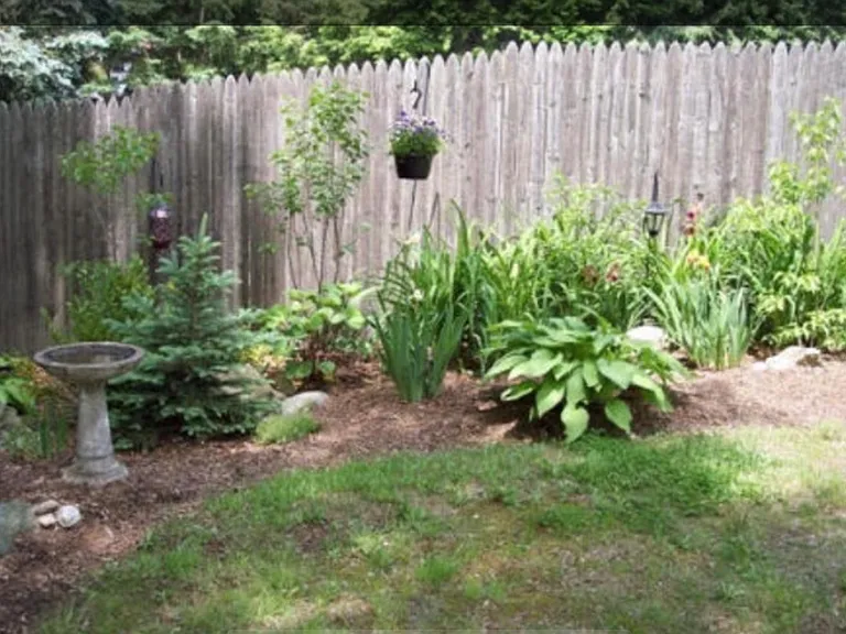 Armstrong Dr — Photo 11