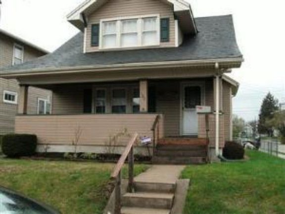 5th image of 102 E Parkwood Dr