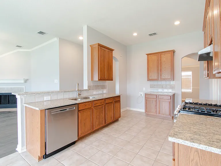 1140 Victory Bells Dr — Photo 10