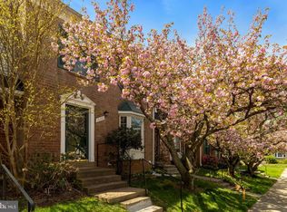 10355 Granite Creek Ln, Oakton, VA