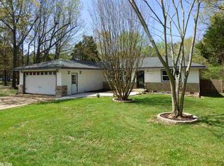 2 Nioka Dr, Cherokee Village, AR 72529