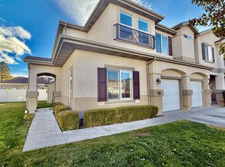 204 E Alpine Trail Dr, Draper, UT 84020