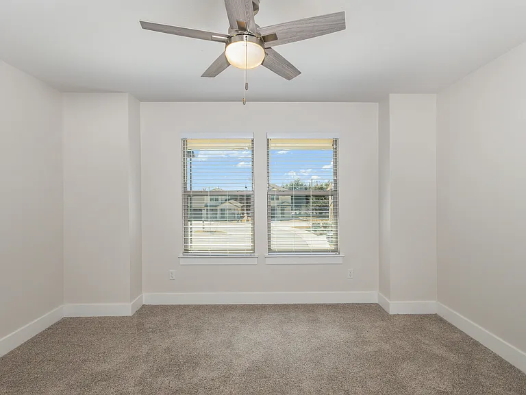Windermere Parke Garden Villas — Photo 17