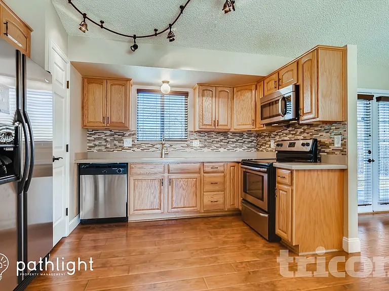2674 Deliverance Dr — Photo 23
