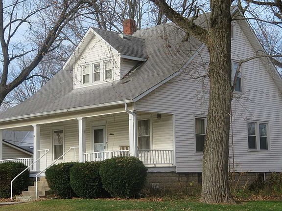 5th image of 404 E Bishop St