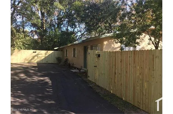 Building Photo - 2885 Gilmore St