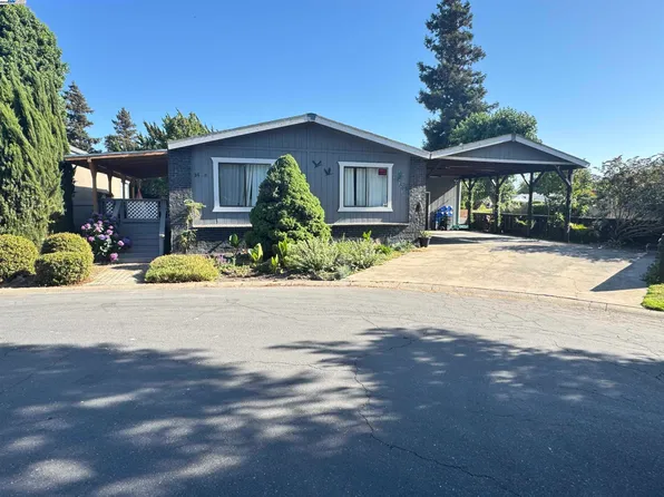 14 Blue Teal Ct, Lodi, CA 95242