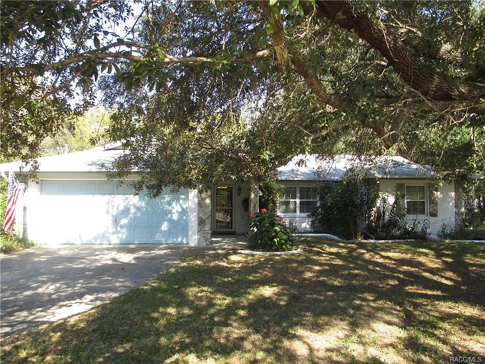 1st image of 9011 N Dickens Dr