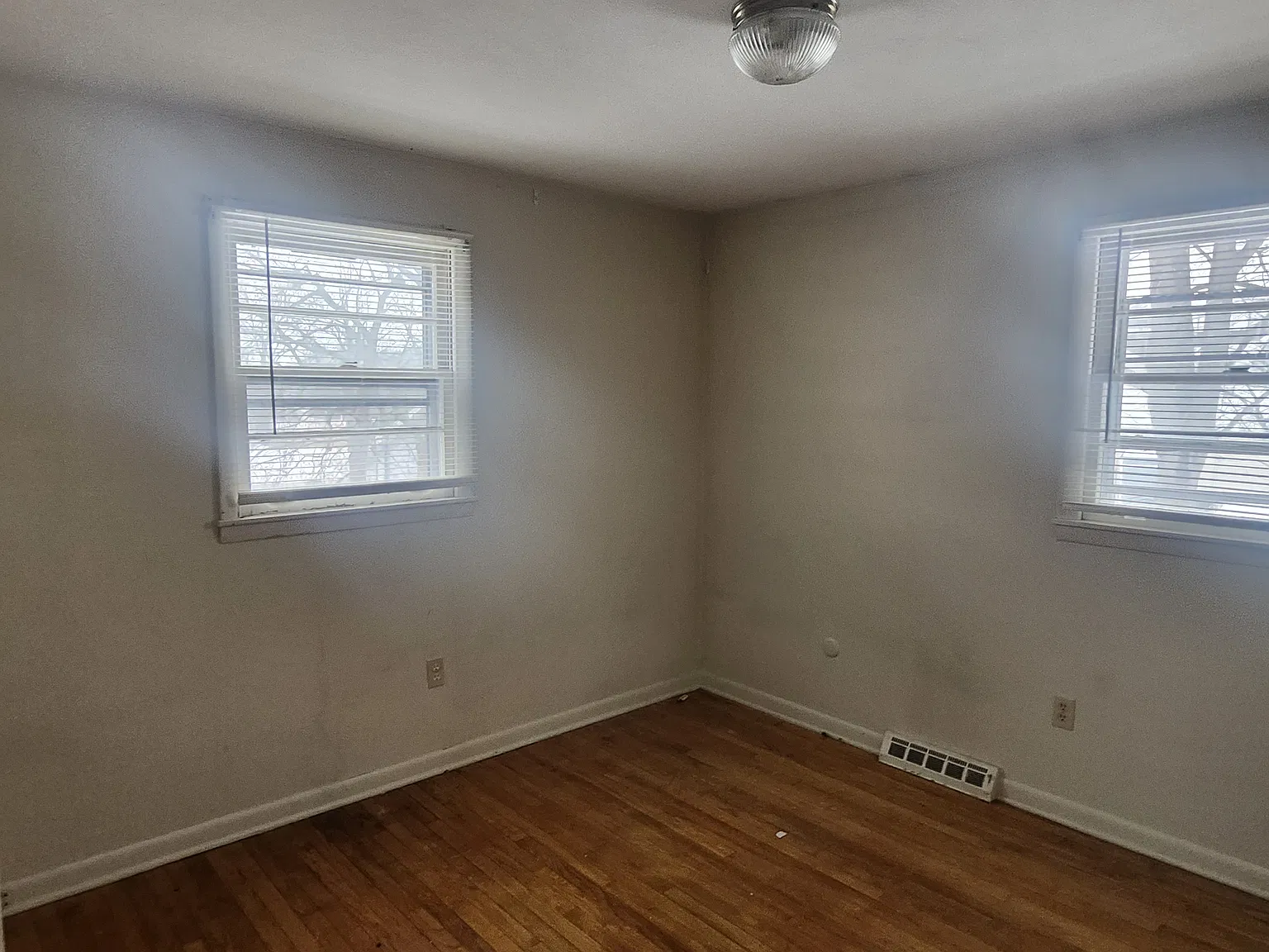 2 bed, 900 sqft, $1,495 — Photo 1