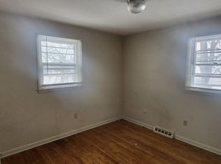 105 Osceola Rd, Syracuse, NY 13209