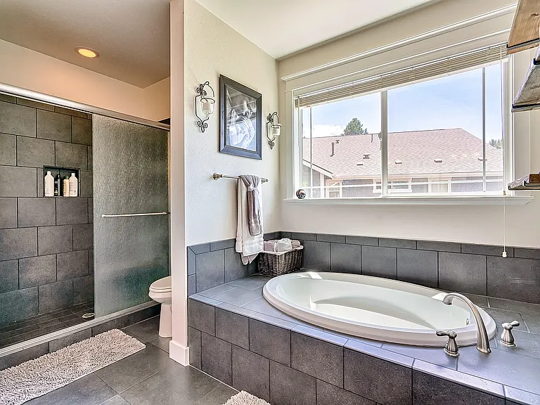 433 W Wulfenite Rd — Photo 9
