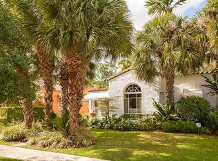 521 Aragon Ave, Coral Gables, FL 33134
