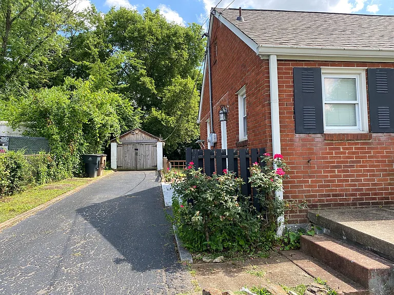 253 Collier Ave — Photo 15