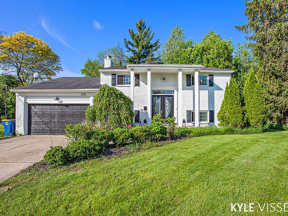 2206 Stratford Ct SE, East Grand Rapids, MI 49506 Zillow