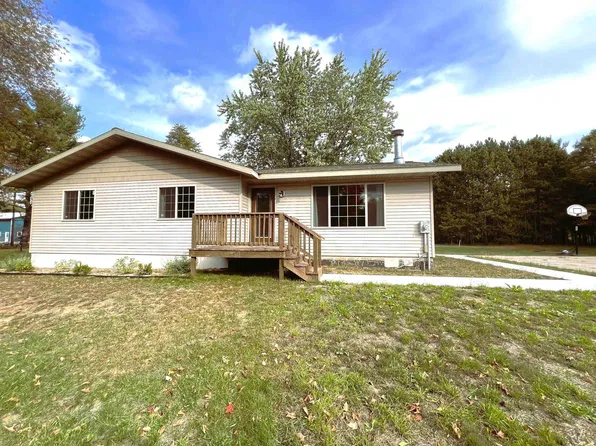 N2616 Roosevelt Rd, Marinette, WI 54143