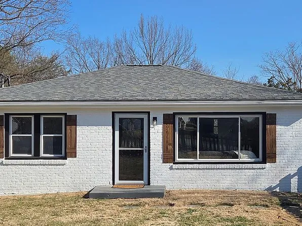 1201 Dawkins Rd, La Grange, KY 40031