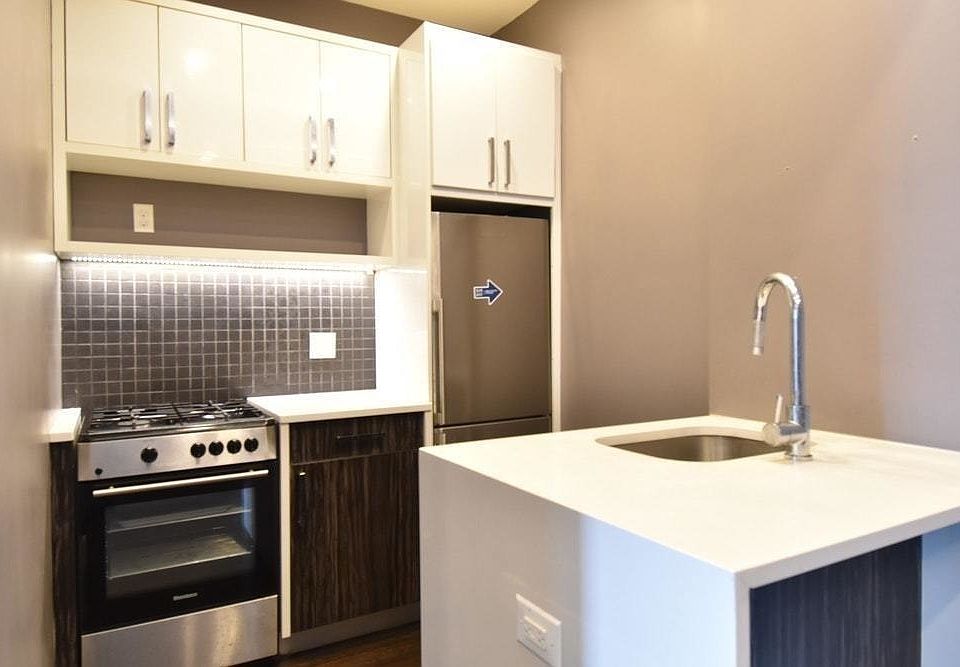 1st image of 441 Franklin Ave #3B