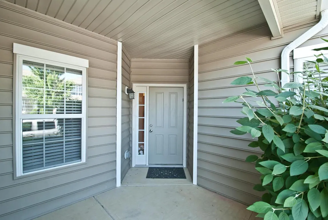 6152 Sowerby Ln photo 1