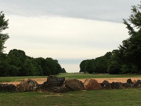 3rd image of 6 Eagle Ridge Rd